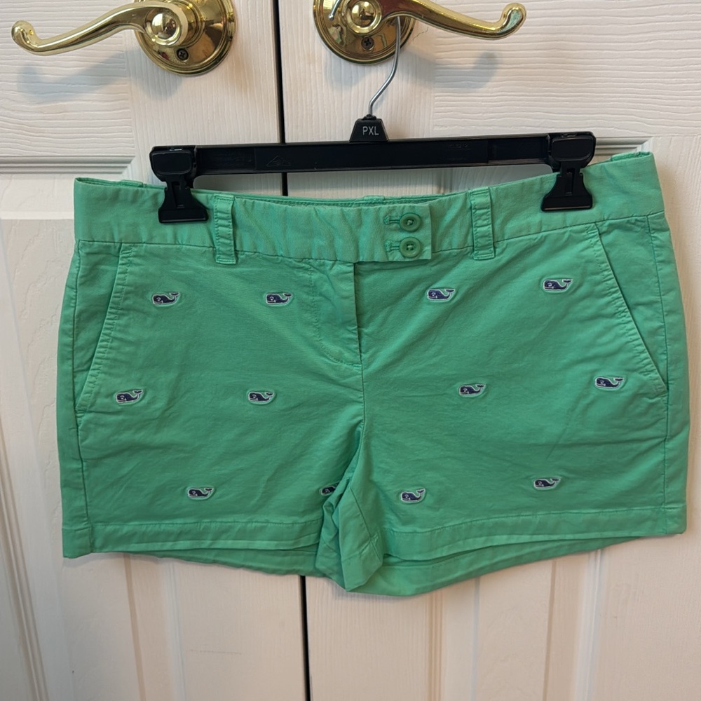 Green Whale Embroidered Women's Vineyard Vines Shorts
